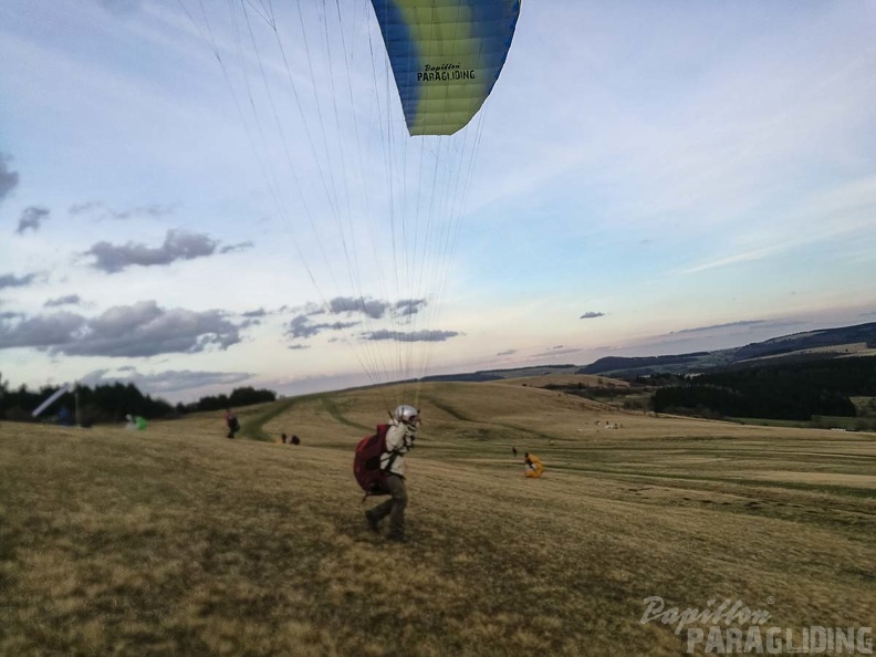 RK16.18 Paragliding-124