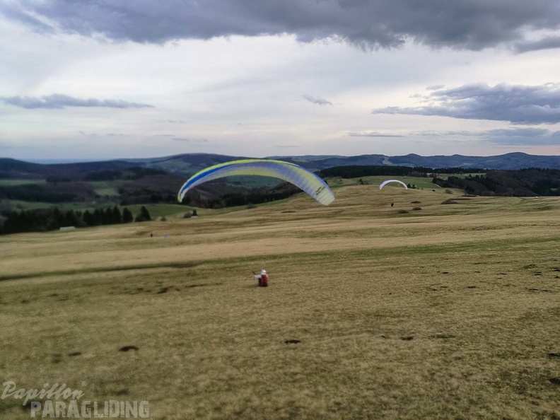 RK16.18 Paragliding-126