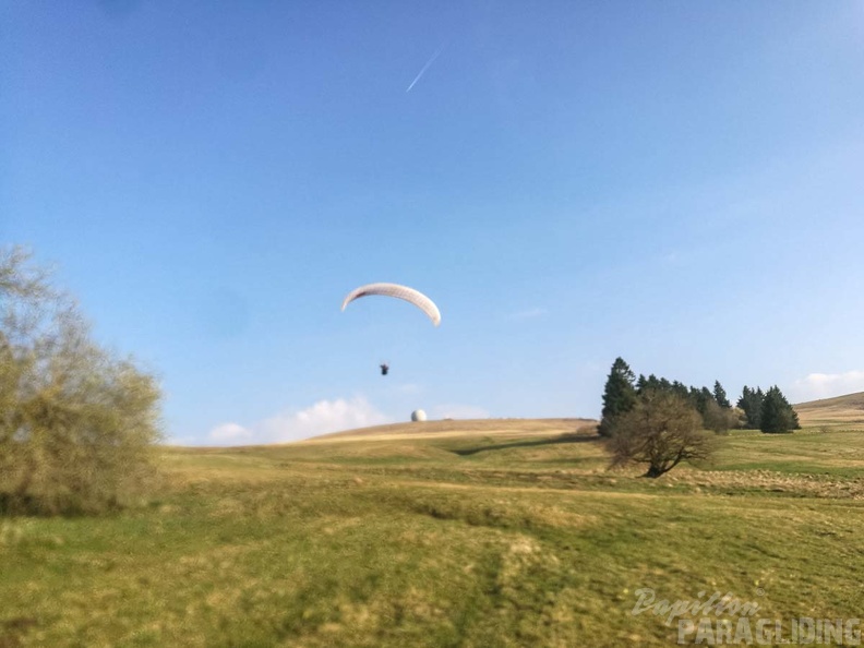 RK16.18 Paragliding-170