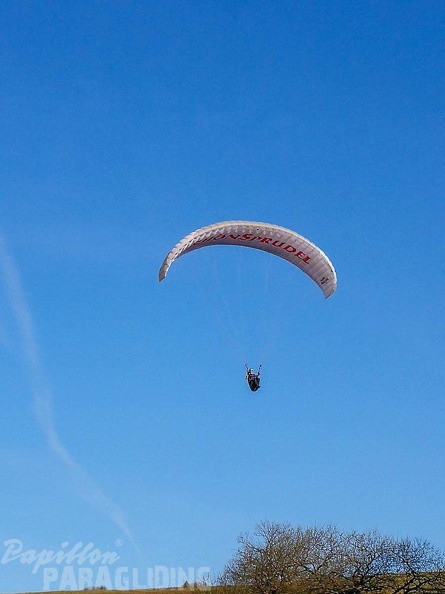 RK16.18 Paragliding-210