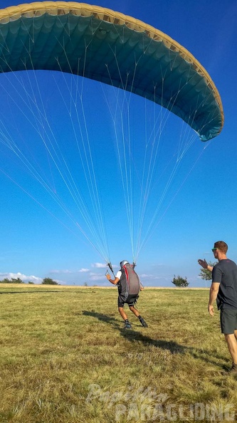 RK34.18-Paragliding-105