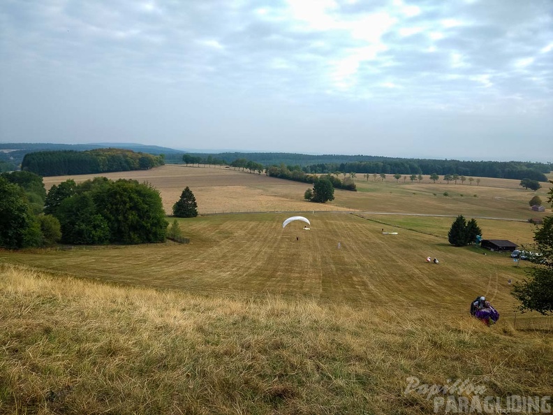 RK34.18-Paragliding-111