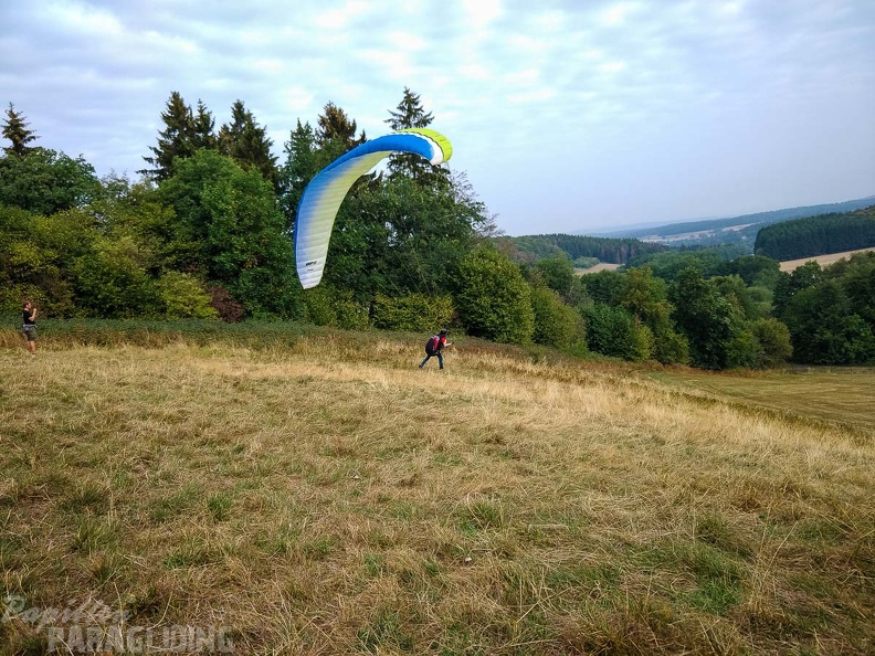 RK34.18-Paragliding-112.jpg