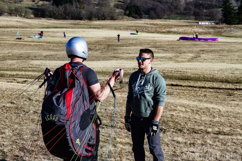 RS15.18 Suedhang Paragliding-Wasserkuppe-359