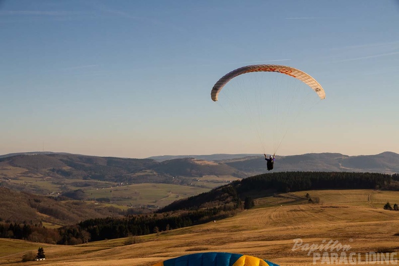 RS15.18 Suedhang Paragliding-Wasserkuppe-544