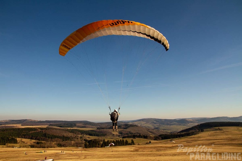 RS15.18_Suedhang_Paragliding-Wasserkuppe-568.jpg