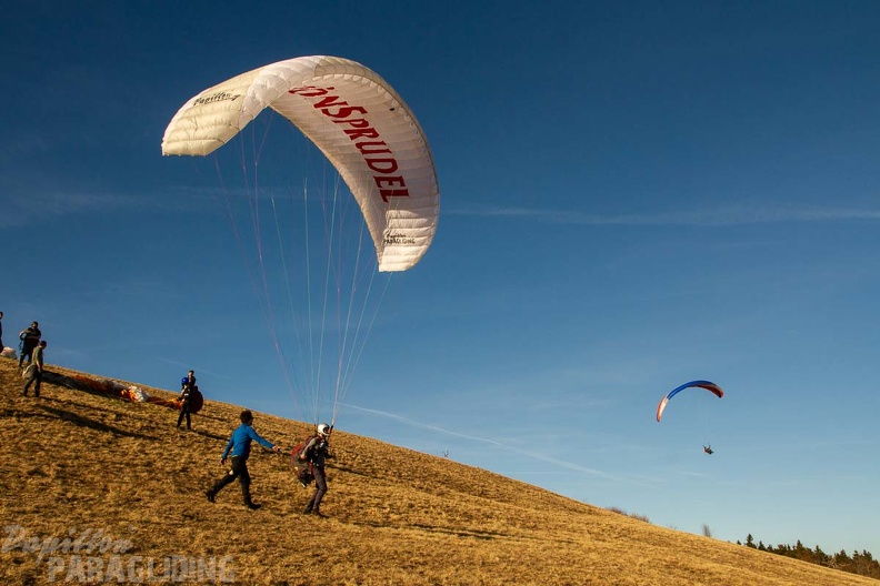 RS15.18 Suedhang Paragliding-Wasserkuppe-653