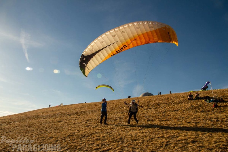 RS15.18 Suedhang Paragliding-Wasserkuppe-678