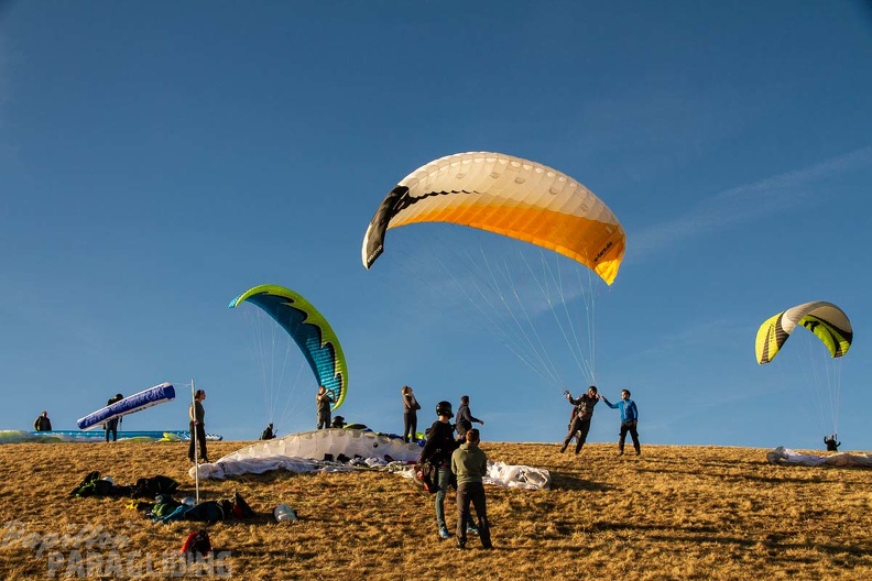 RS15.18_Suedhang_Paragliding-Wasserkuppe-721.jpg