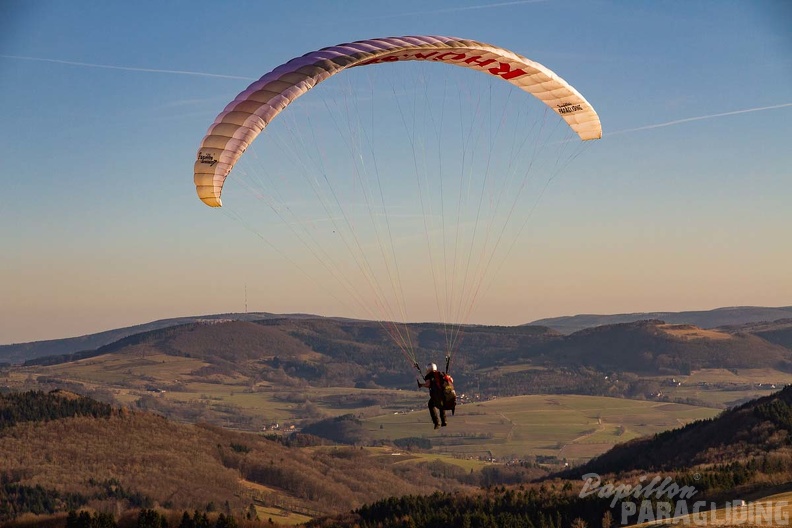 RS15.18 Suedhang Paragliding-Wasserkuppe-797