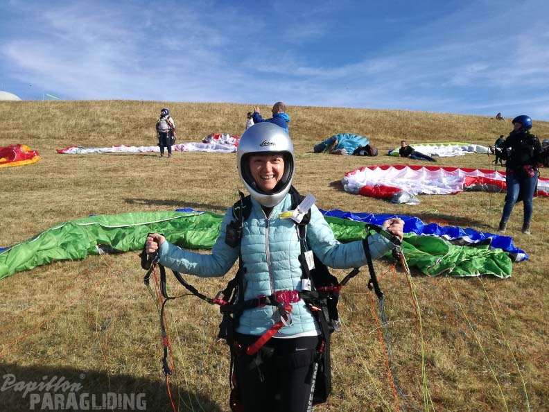 RS33.18 Paragliding-104