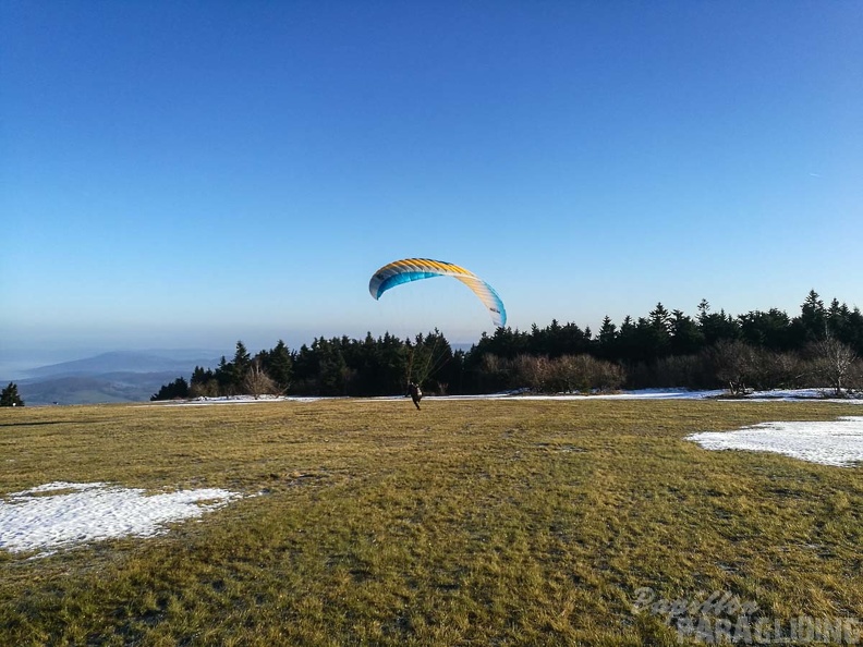 RS5.18 Paragliding-121