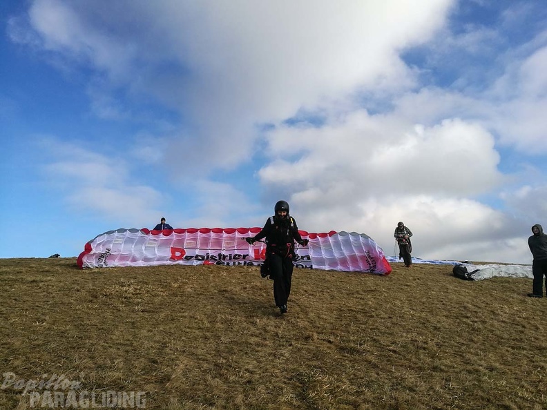 RS5.18 Paragliding-131