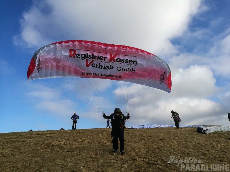 RS5.18 Paragliding-132