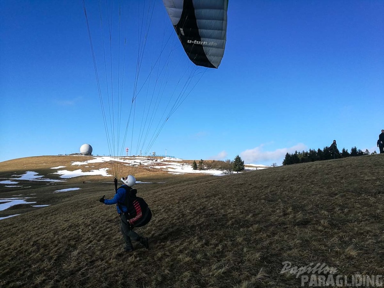 RS5.18 Paragliding-160