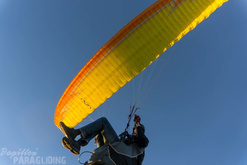Paragliding_Wasserkuppe_Sunset-128.jpg