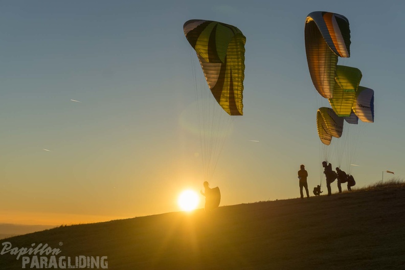 Paragliding_Wasserkuppe_Sunset-179.jpg