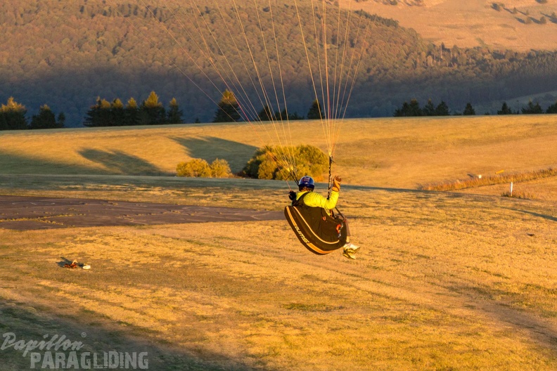 Paragliding_Wasserkuppe_Sunset-197.jpg