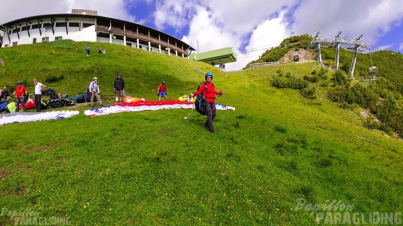 AH29.21-Stubai-Paragliding-181