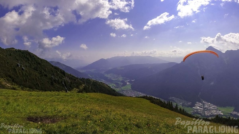 AH29.21-Stubai-Paragliding-211