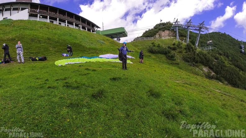 AH29.21-Stubai-Paragliding-290