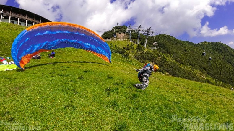 AH29.21-Stubai-Paragliding-321