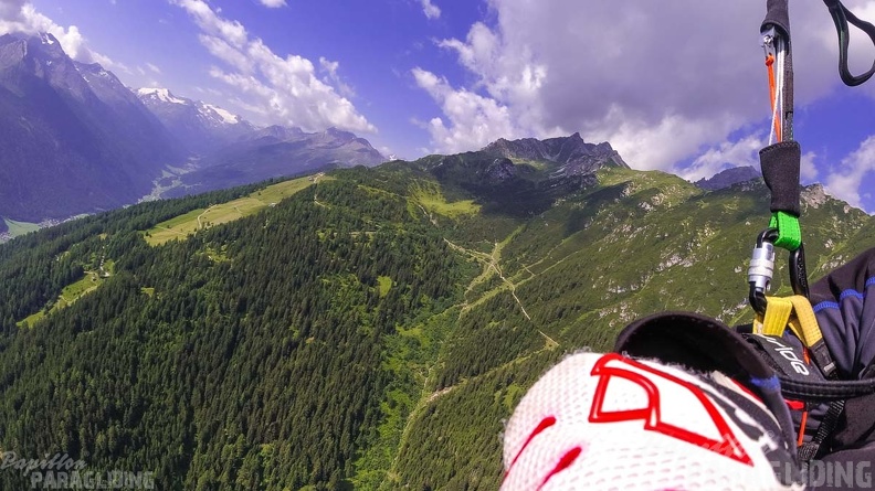 AH29.21-Stubai-Paragliding-363