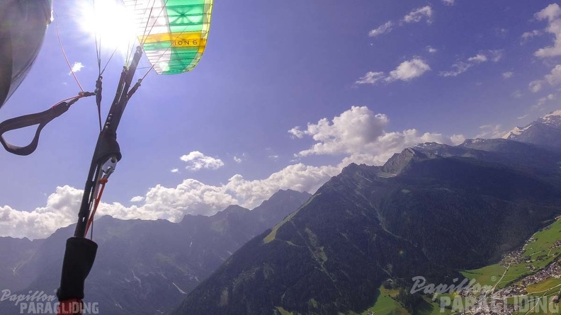 AH29.21-Stubai-Paragliding-374.jpg