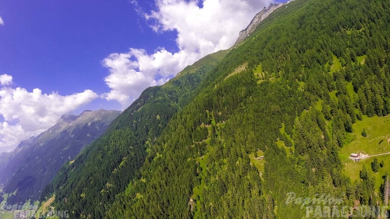 AH29.21-Stubai-Paragliding-382