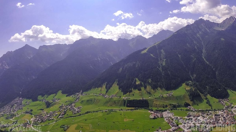 AH29.21-Stubai-Paragliding-383