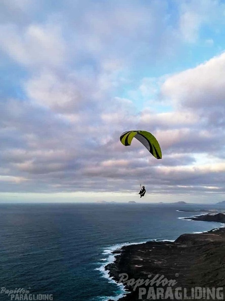 fla10.22-lanzarote-paragliding-104.jpg