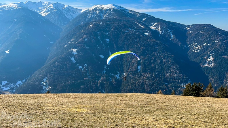 dh11.22-luesen-paragliding-117