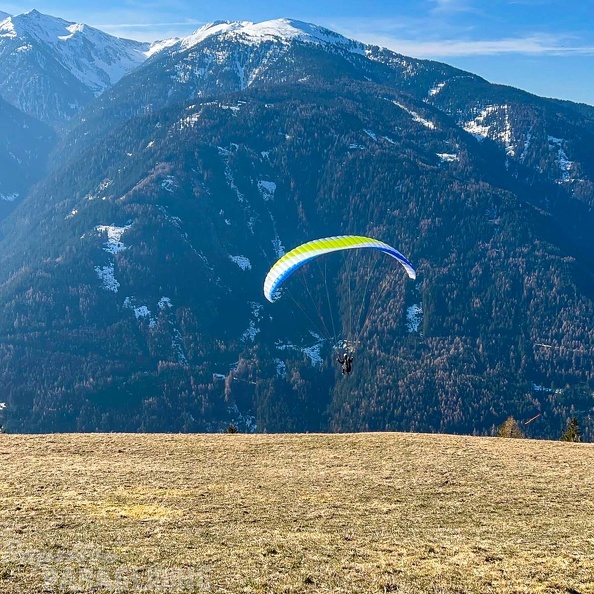 dh11.22-luesen-paragliding-122