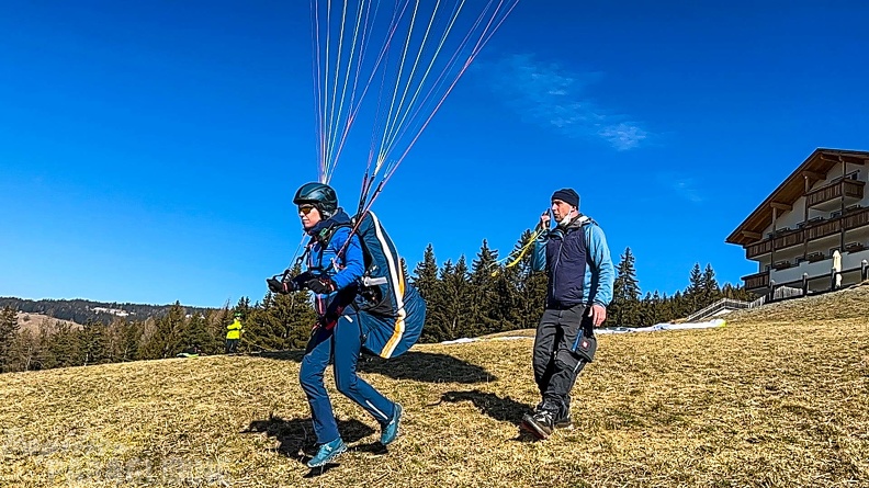 dh11.22-luesen-paragliding-149