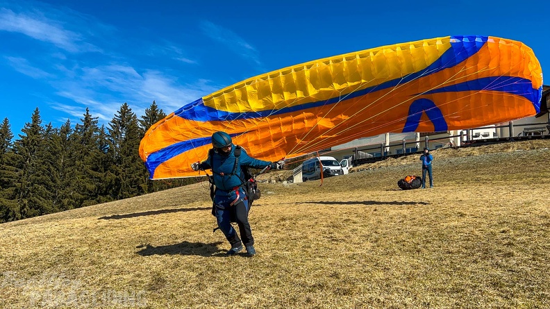 dh11.22-luesen-paragliding-165