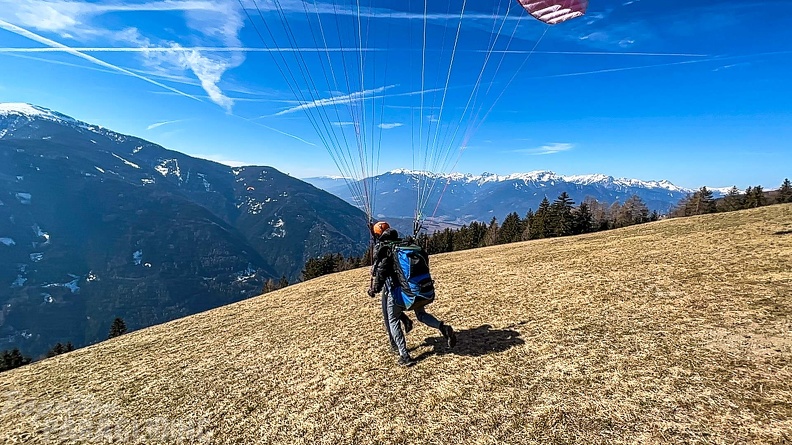 dh11.22-luesen-paragliding-178