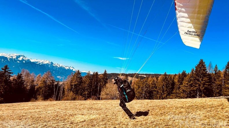 dh11.22-luesen-paragliding-189.jpg