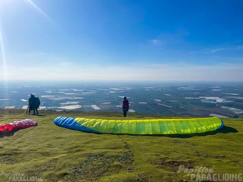 FNO44.22-Paragliding.jpg-342