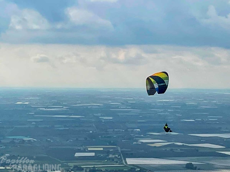 FNO44.22-Paragliding.jpg-365
