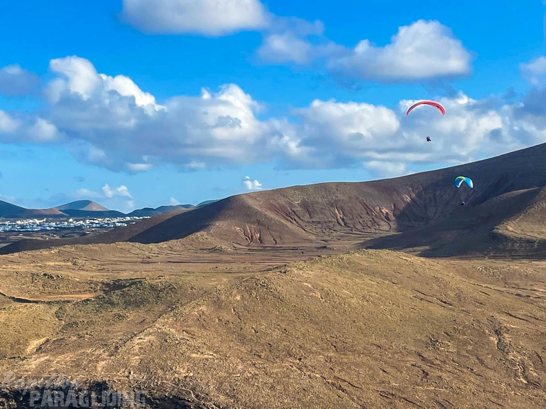 FLA7.23-lazarote-paragliding-103.jpg