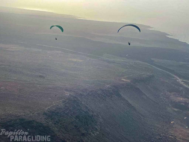 fla8.23-lanzarote-paragliding-landscape-121.jpg