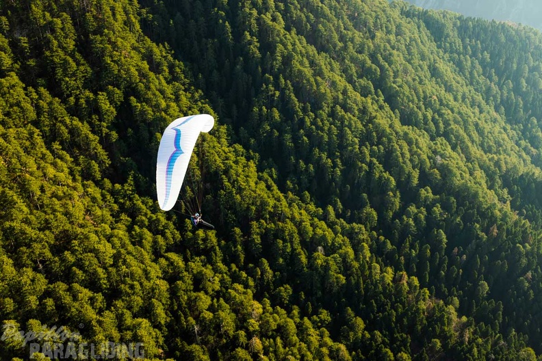 fgp8.23-griechenland-pindos-paragliding-papillon-314.jpg