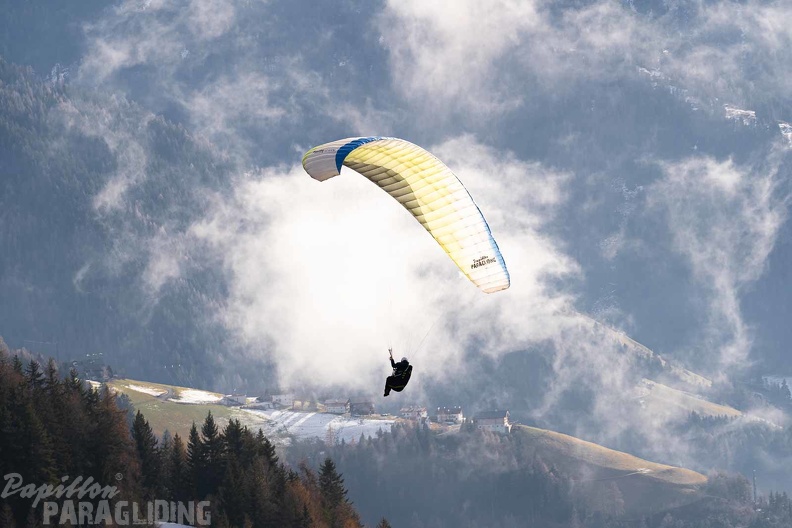 DH14.23-Luesen-Paragliding-104