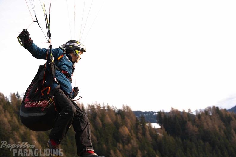 DH14.23-Luesen-Paragliding-110