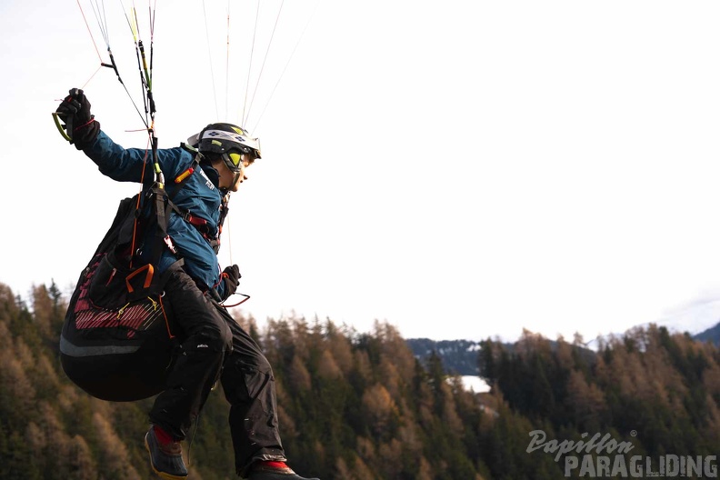 DH14.23-Luesen-Paragliding-110