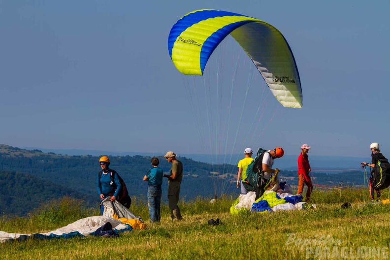 wasserkuppe-paragliding-suedhang-23-06-25.jpg-160.jpg