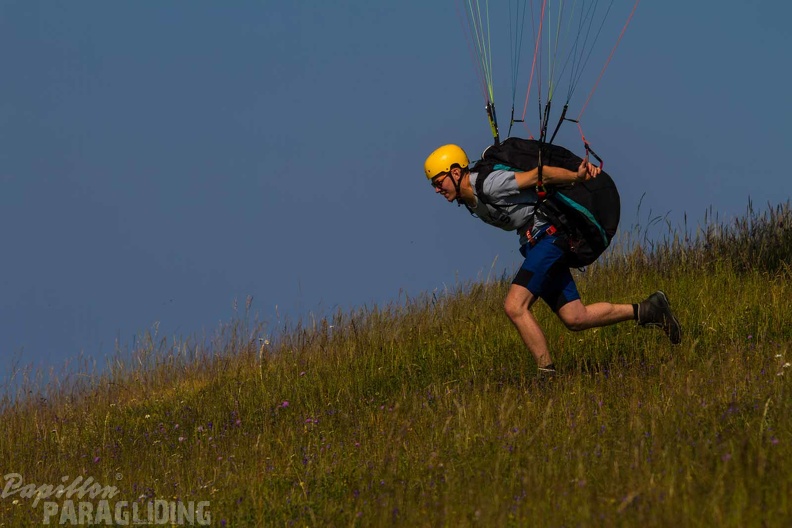 wasserkuppe-paragliding-suedhang-23-06-25.jpg-121