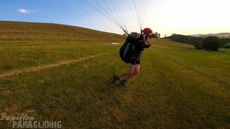 es25.23-elpe-paragliding-107