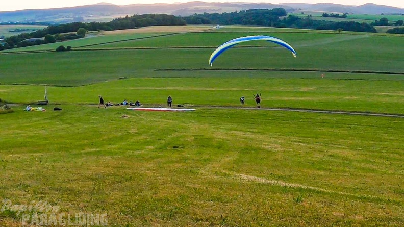 es25.23-elpe-paragliding-115.jpg