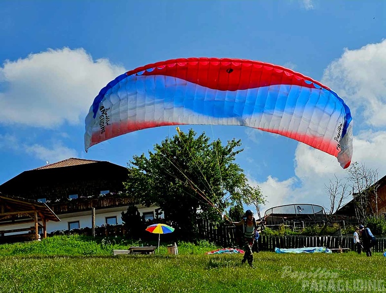 dh29.23-luesen-paragliding-126.jpg